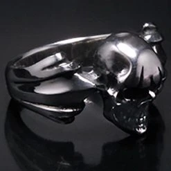2 Abnormal Sides M Skull Ring