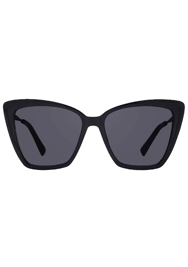 DIFF Eyewear Becky II Polarized Sunglasses In Black/Dark Smoke
