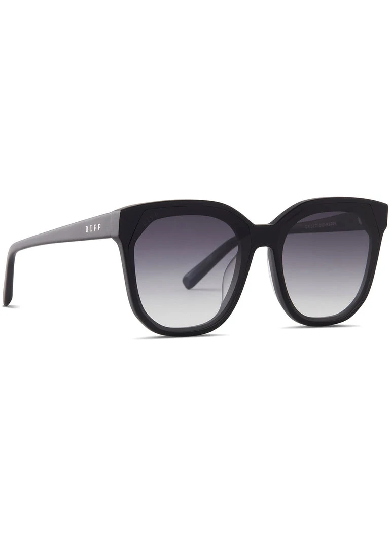 DIFF Eyewear Gia Sunglasses In Matte Black/Grey Gradient