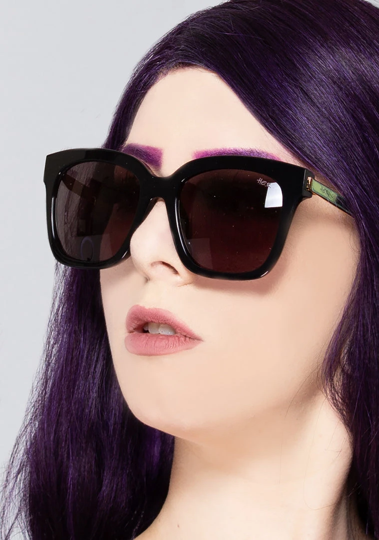 DIFF Eyewear X H.E.R. Bella Sunglasses In Black/Gray The Great Fantastic