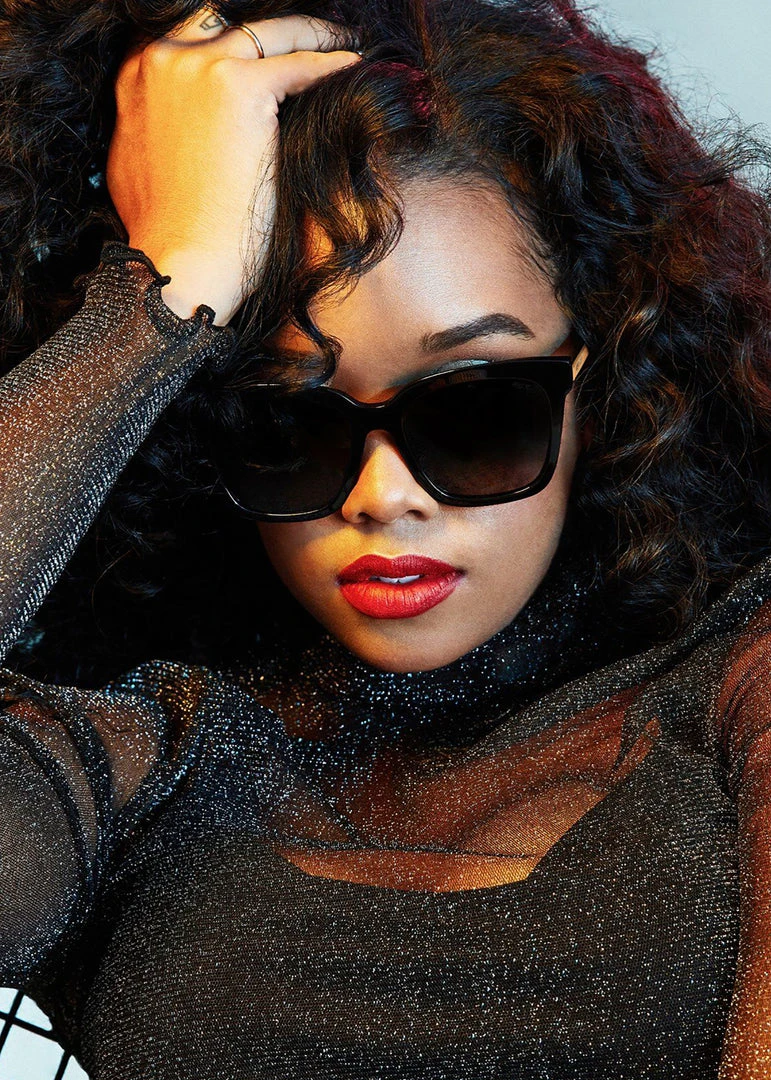 DIFF Eyewear X H.E.R. Bella Sunglasses In Black/Gray The Great Fantastic