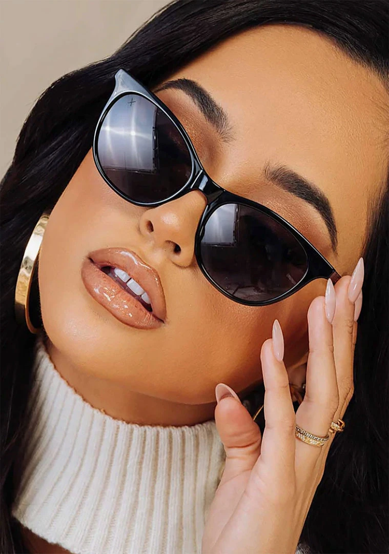 Dime Optics X Becky G The G Sunglasses In Black/Grey