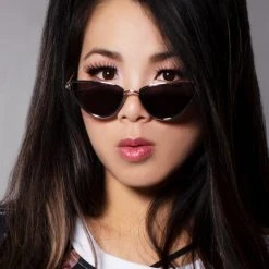 KOMONO Gigi Sunglasses In Silver/Smoke