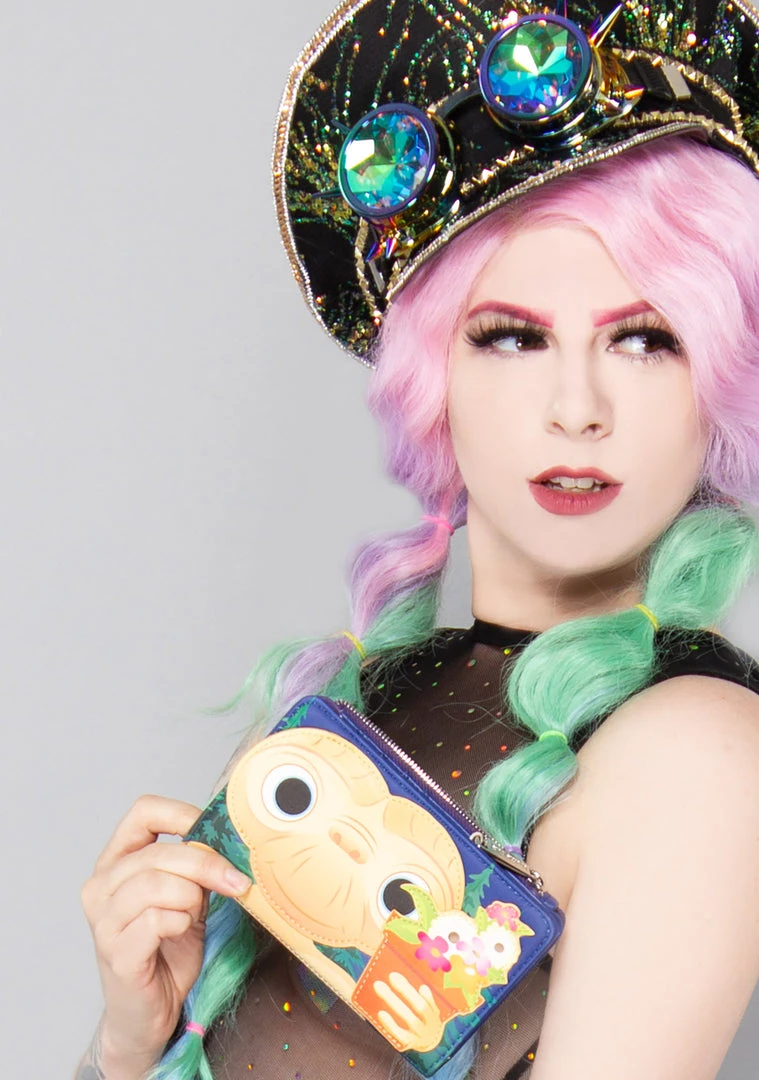 Loungefly X Universal ET I'll Be Right Here Wallet New