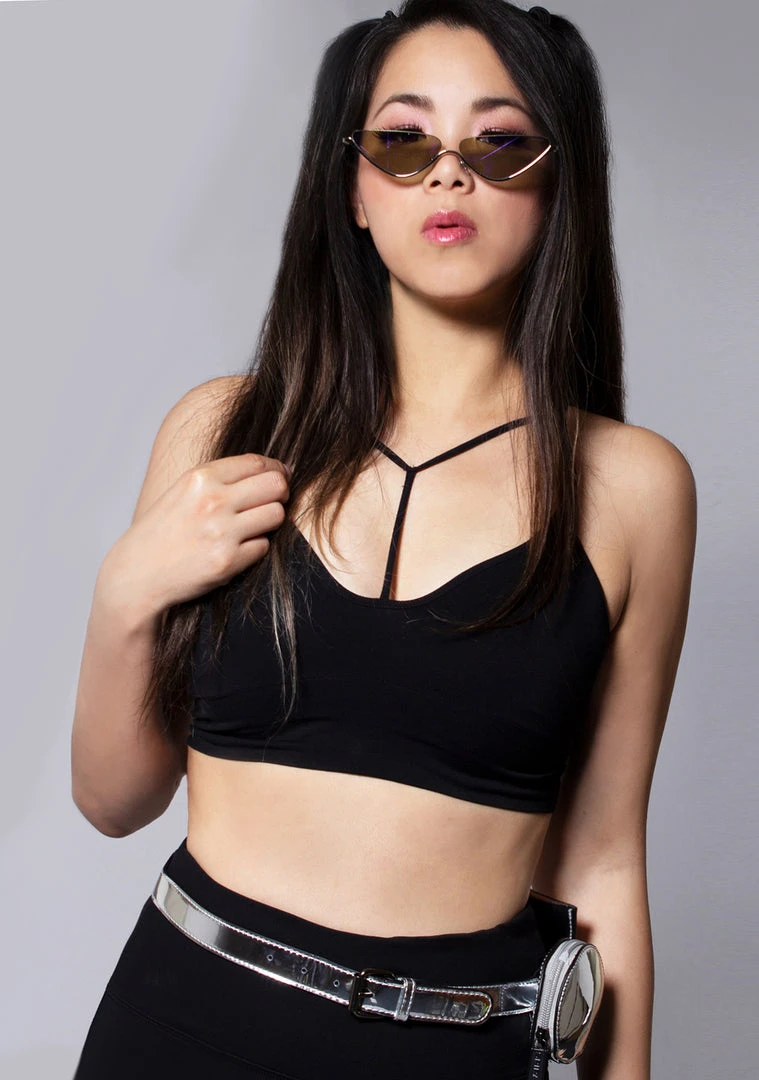 Spiral Metallic Scandal Belt Bag In Silver