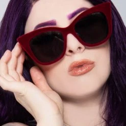 TopFoxx Venice Sunglasses In Red Velvet