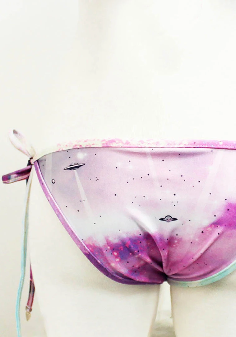 WILDFOX Swim Space Cadet Reversible Classic String Bikini Bottom