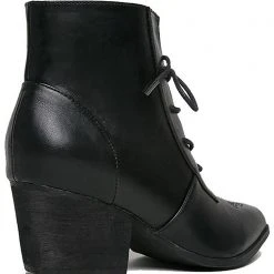 Y.R.U. Aura Witch Boots In Black