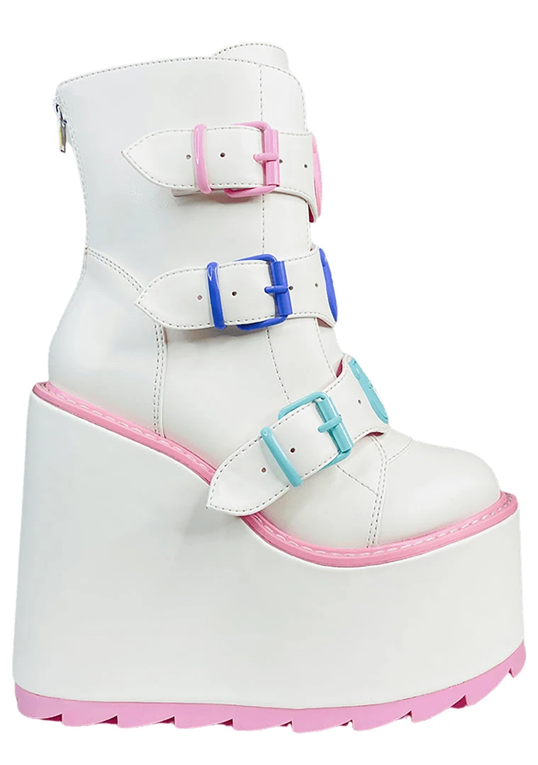Y.R.U. New Dune Lo Care Bears Platform Boots In White