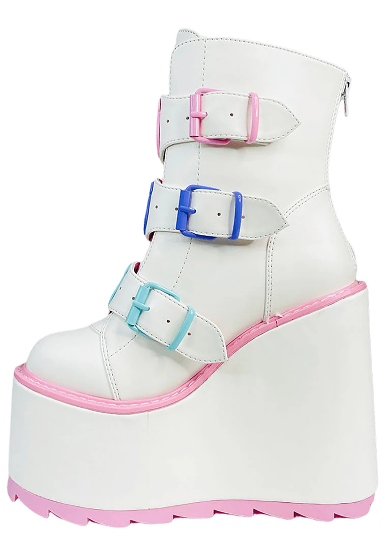 Y.R.U. New Dune Lo Care Bears Platform Boots In White